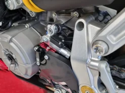 BASE ATTUATORE FRIZIONE CNC RACING DUCATI STREETFIGHTER V2 2022-2024