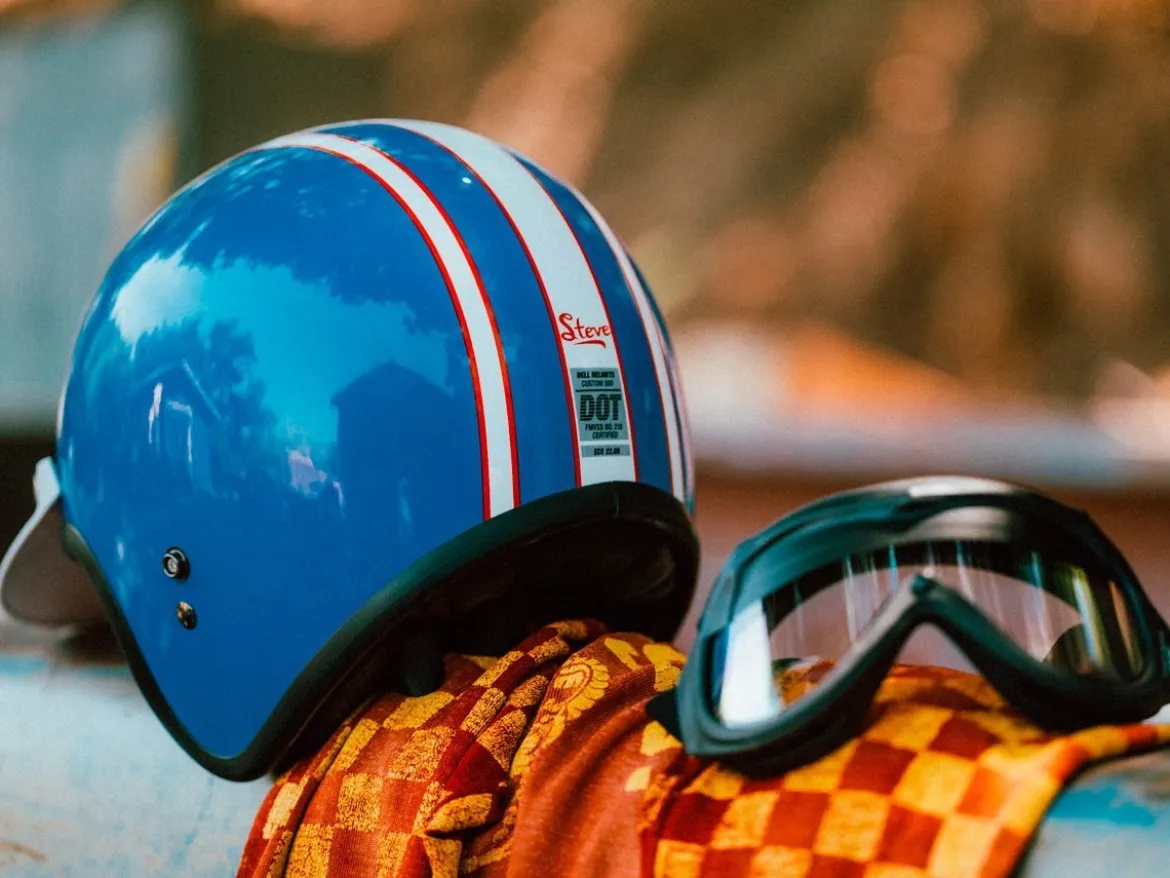 CASCO JET BELL CUSTOM 500 SIX DAY STEVE MCQUEEN BLU / BIANCO