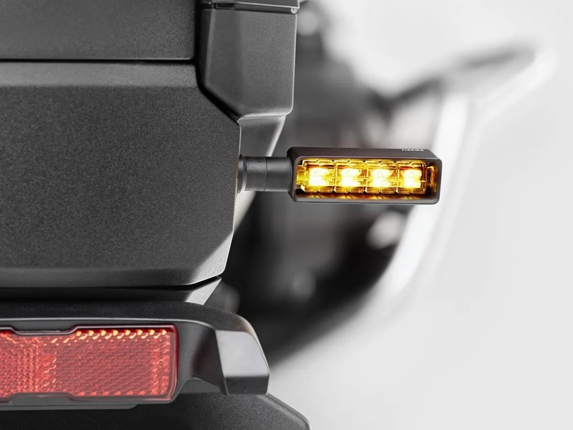 COPPIA INDICATORI DI DIREZIONE LAYER 1 FUNZIONE RIZOMA BMW R 1300 R 2026