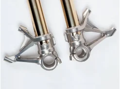 KIT ATTACCHI RADIALI SBK PER FORCELLE OHLINS MOTOCORSE DUCATI PANIGALE V4 S 2018-2022