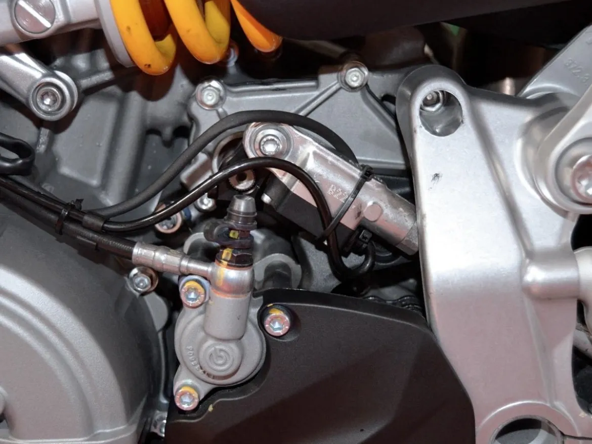 KIT CAMBIO ROVESCIATO DBK DUCATI PANIGALE V2 2020-2024