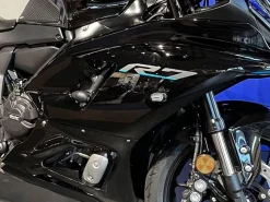 KIT SLIDER TAMPONI PARATELAIO GB RACING YAMAHA YZF R7 2022-2025