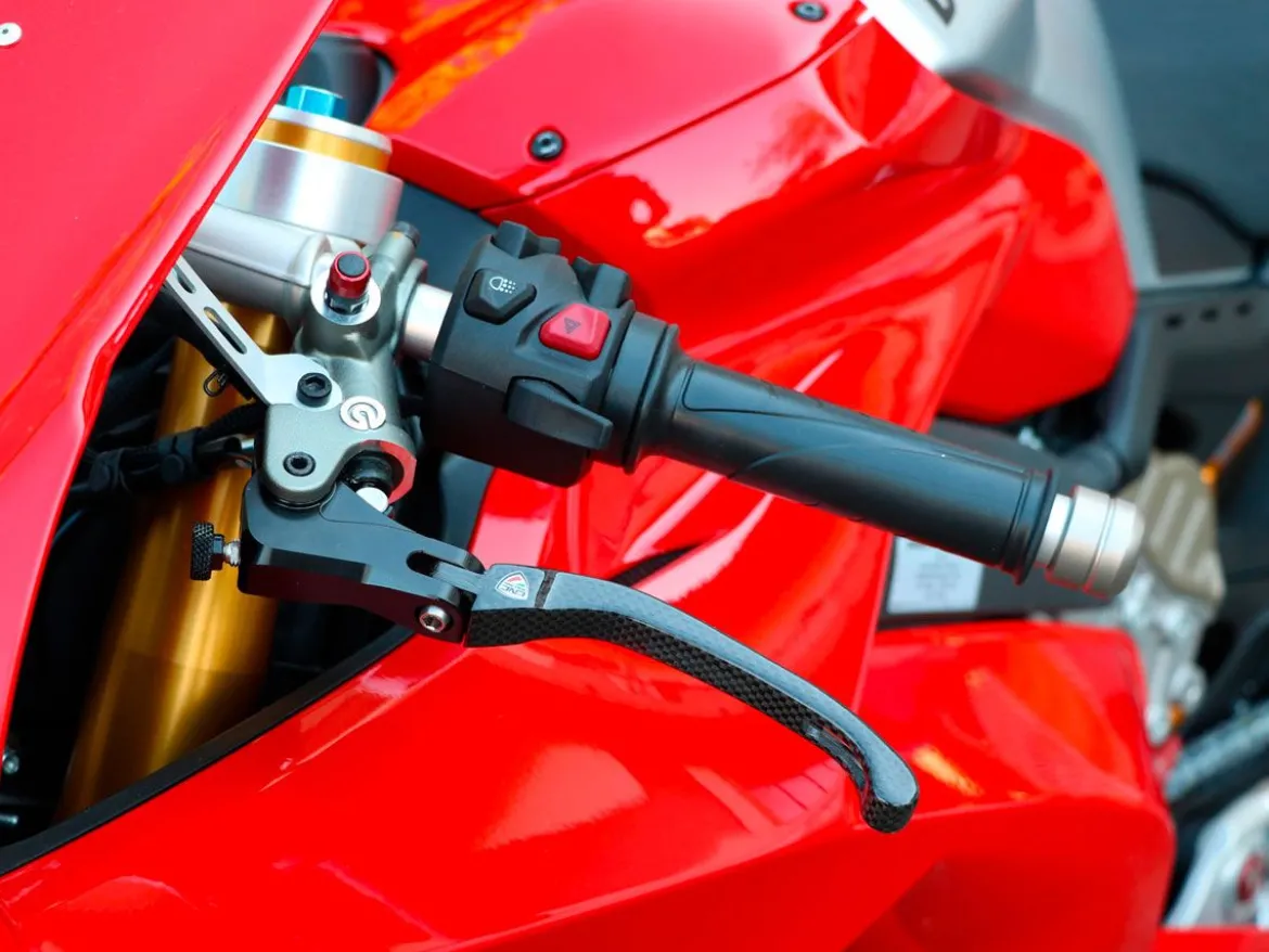 LEVA FRIZIONE RACE PIEGHEVOLE CNC RACING DUCATI MULTISTRADA 950 V2 / S 2022-2024