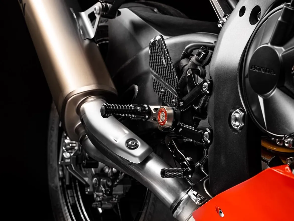 PEDANE ARRETRATE ALLUMINIO GILLES TOOLING HONDA CBR 1000 RR-R / SP 2020-2024