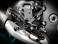 PEDANE ARRETRATE ALLUMINIO GILLES TOOLING YAMAHA MT-10 / SP 2022-2024
