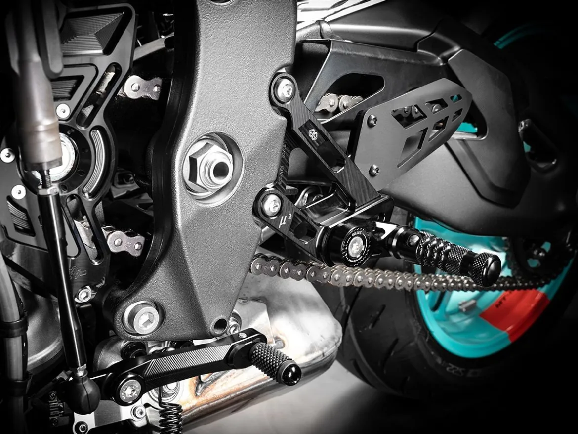 PEDANE ARRETRATE ALLUMINIO GILLES TOOLING YAMAHA MT-10 / SP 2022-2024
