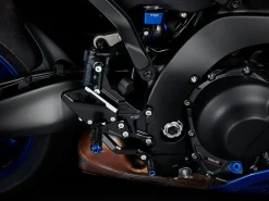 PEDANE ARRETRATE REGOLABILI BONAMICI RACING YAMAHA R9 2025