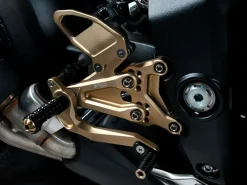 PEDANE ARRETRATE REGOLABILI BONAMICI RACING TRIUMPH SPEED TRIPLE 1200 RR 2022-2024