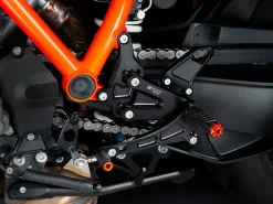 PEDANE ARRETRATE REGOLABILI BONAMICI RACING KTM SUPER DUKE 1290 R / RR 2021-2023