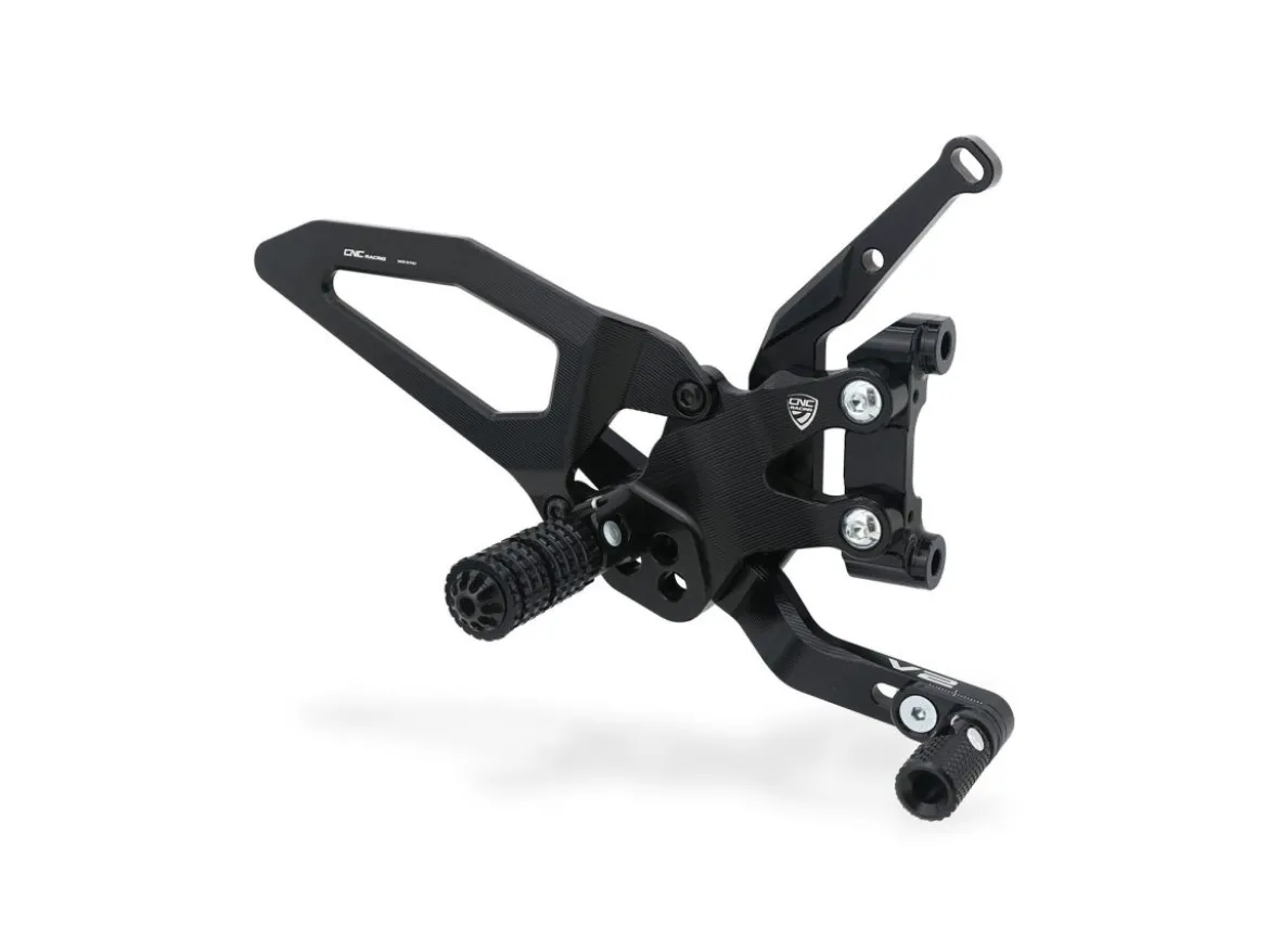 PEDANE REGOLABILI CNC RACING DUCATI STREETFIGHTER V2 2022-2024