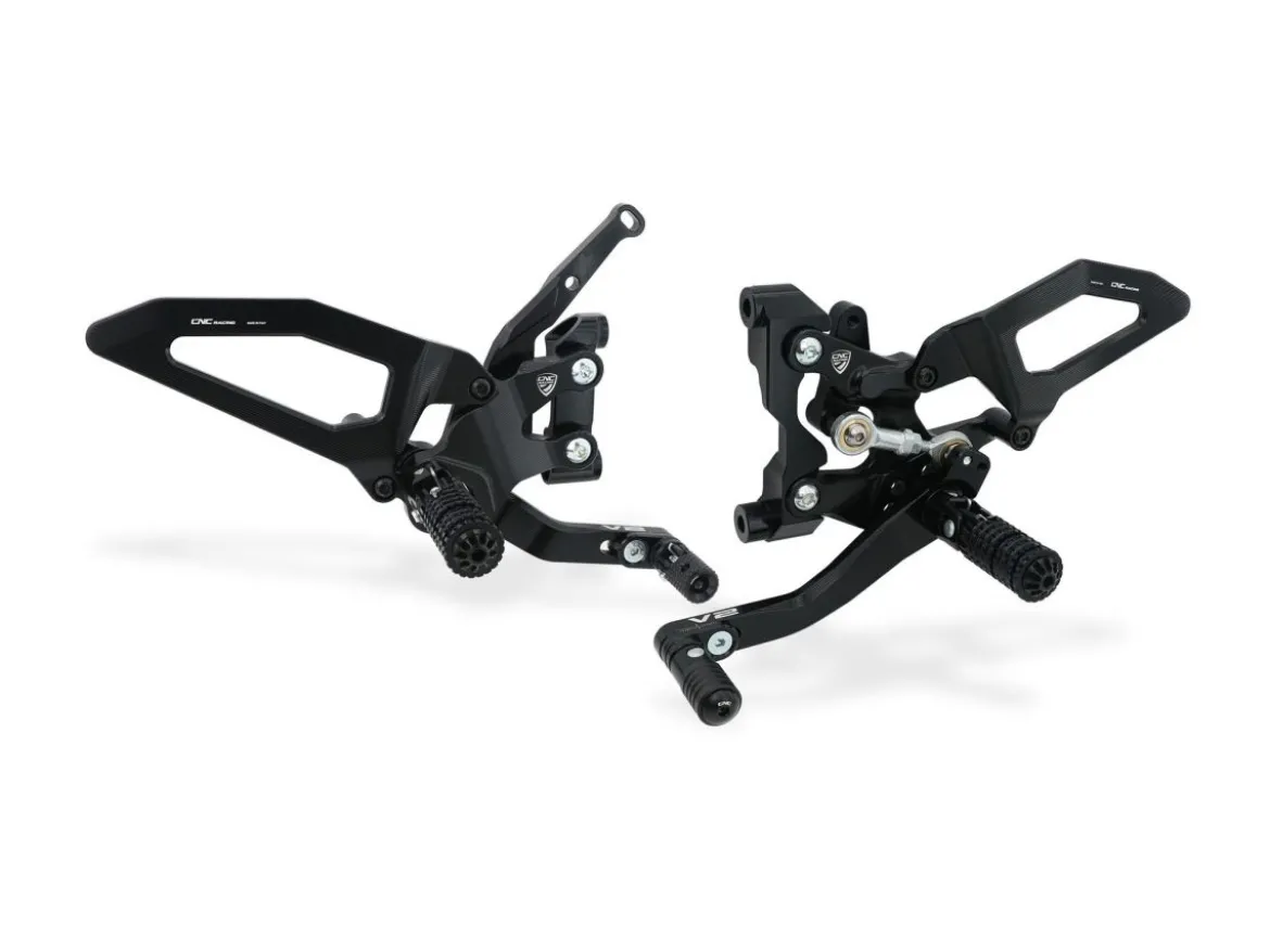PEDANE REGOLABILI CNC RACING DUCATI STREETFIGHTER V2 2022-2024