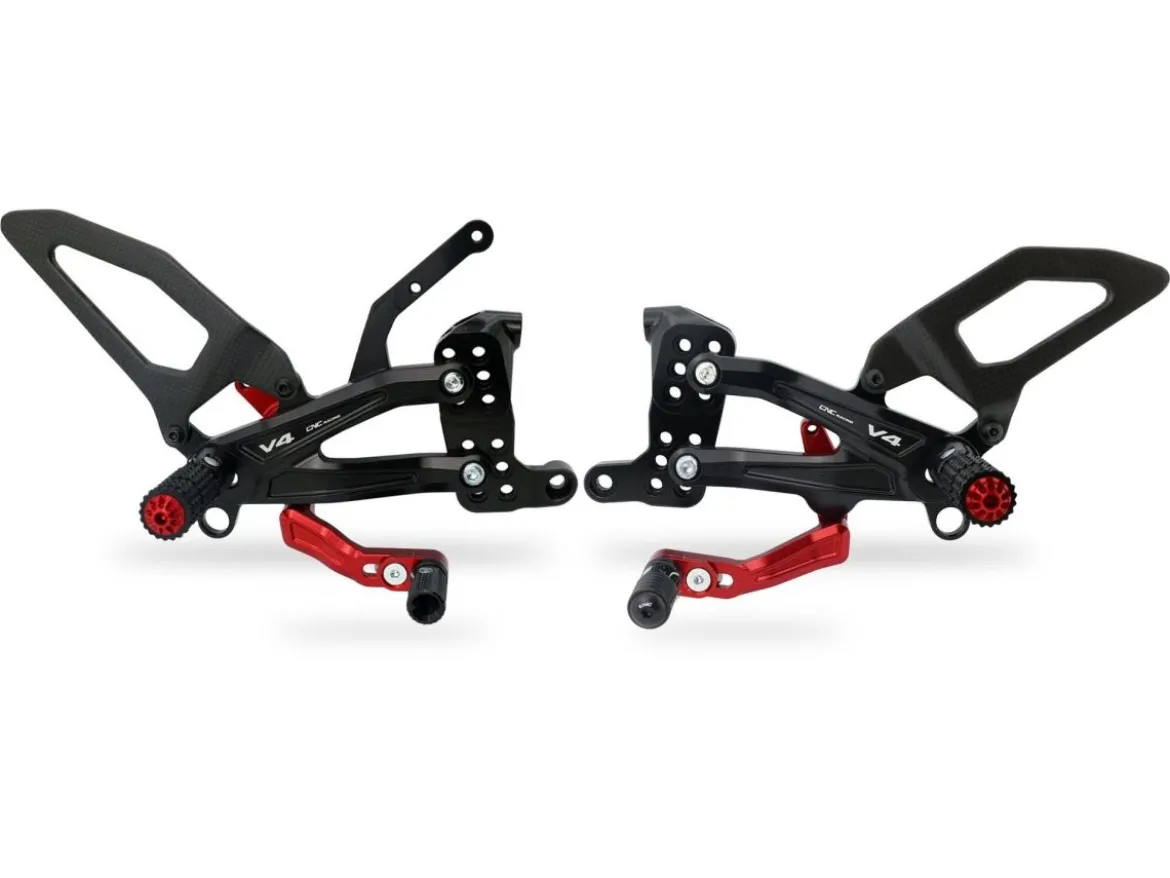 PEDANE REGOLABILI CNC RACING CARBON DUCATI STREETFIGHTER V4 / S 2020-2022