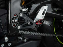 PEDANE REGOLABILI R VERSION LIGHTECH TRIUMPH STREET TRIPLE 765 R / S / RS / RX 2017-2026