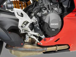 PIASTRE ARRETRA PEDANE OEM DBK DUCATI PANIGALE V2 / S 2025