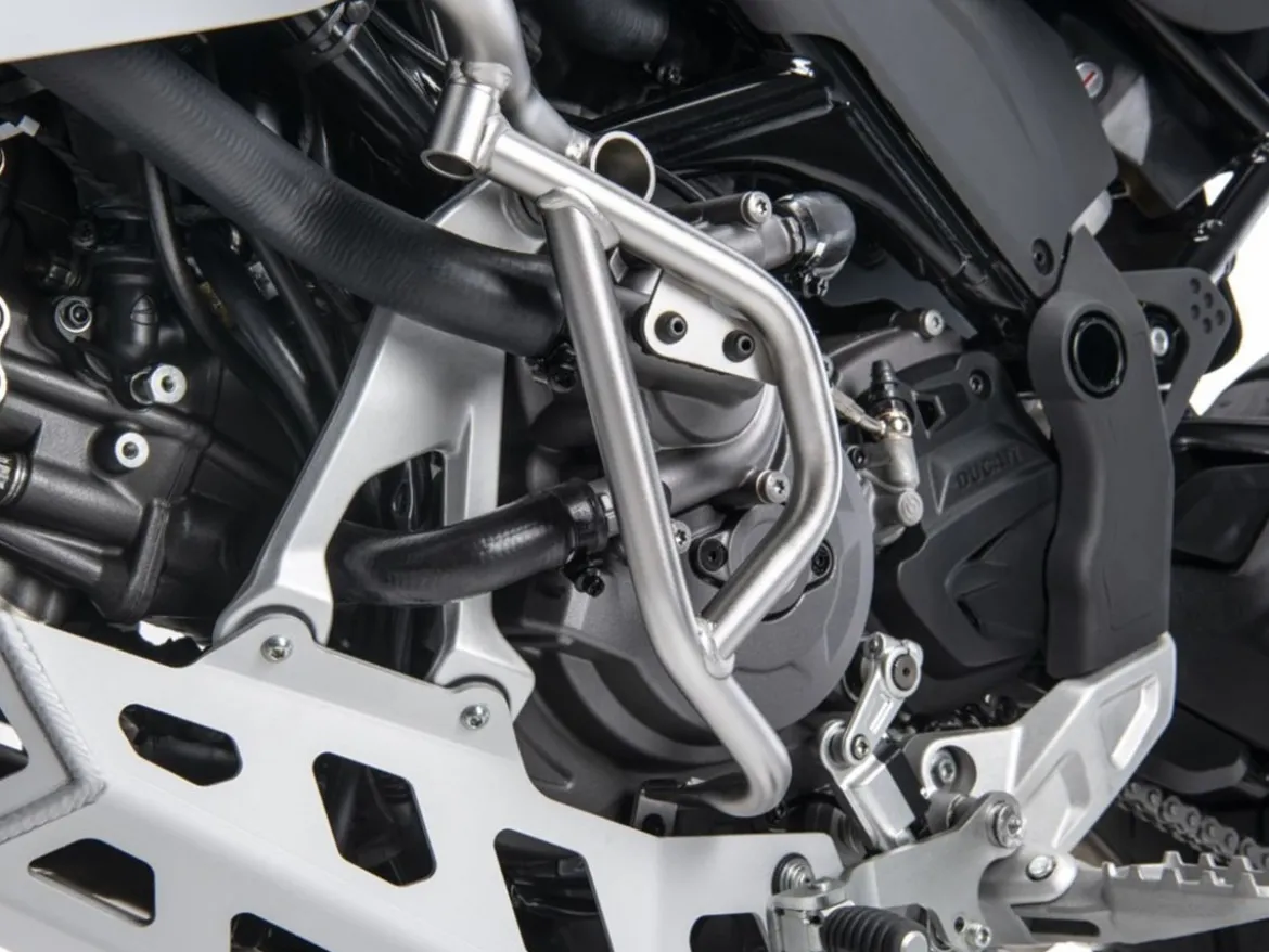 PROTEZIONE POMPA ACQUA ACCIAIO DUCATI PERFORMANCE DUCATI DESERT X 2022-2024