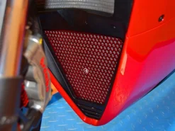 PROTEZIONE RADIATORE OLIO DBK DUCATI PANIGALE V4
