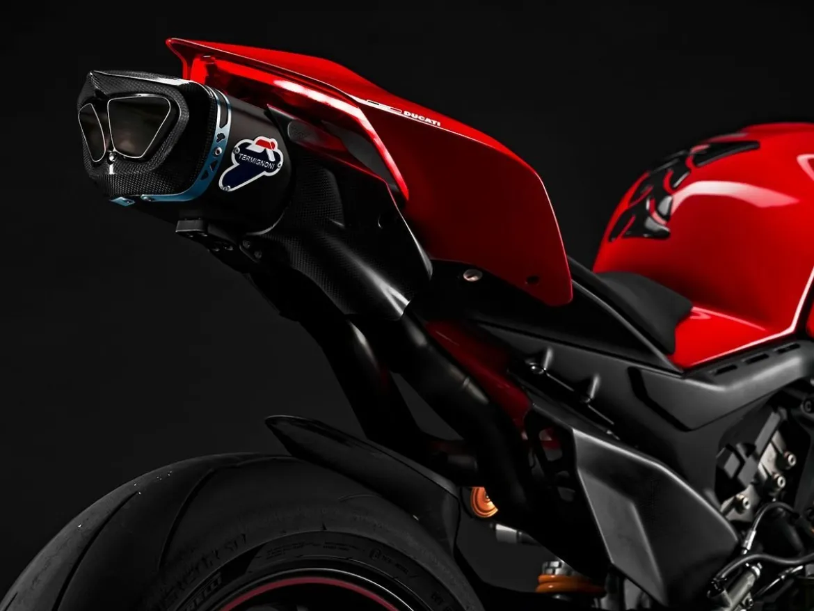 SCARICO COMPLETO TERMIGNONI 4 USCITE BLACK EDITION DUCATI PANIGALE V4 / S / R