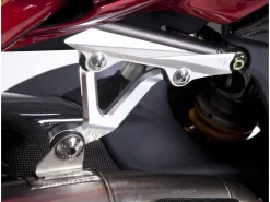 SUPPORTO SILENZIATORI CON VITE TITANIO MOTOCORSE MV AGUSTA BRUTALE 1078 RR 2008-09